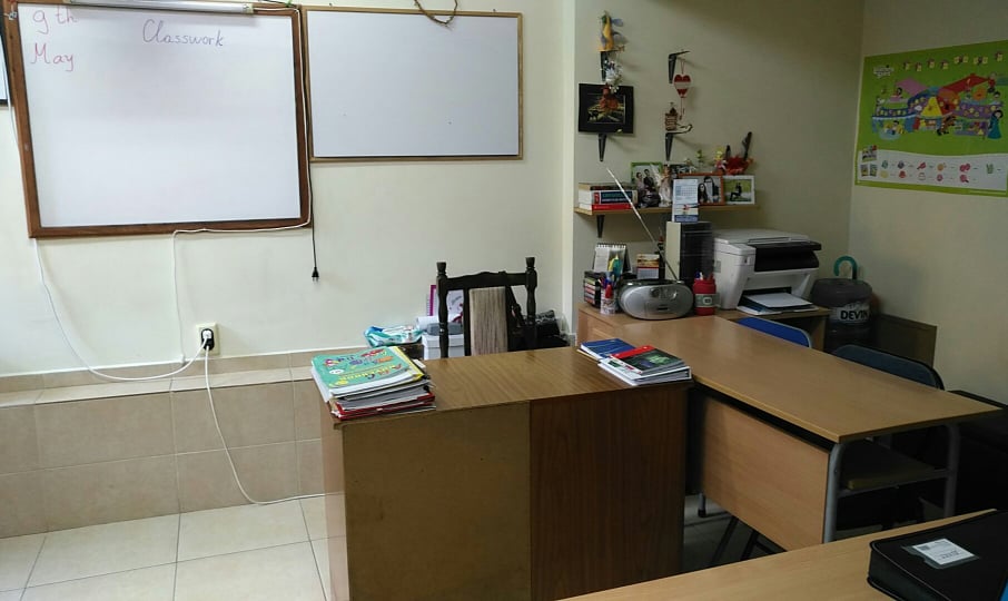 Езикова школа „Монелли“ английски език за деца и възрастни